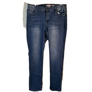 YMI Wanna Beta Butt Midrise Womens Size 18 Blue‎ Denim Straight Leg
